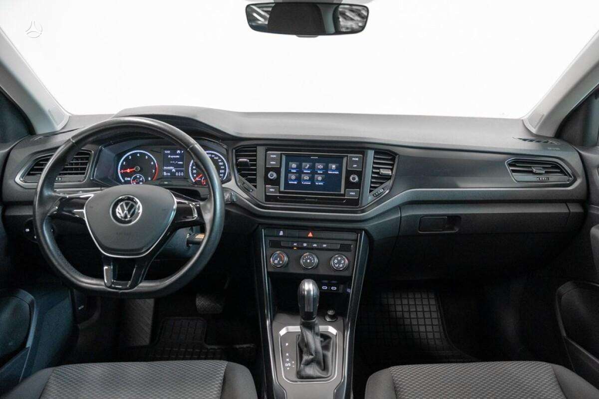 Volkswagen T-Roc - 8