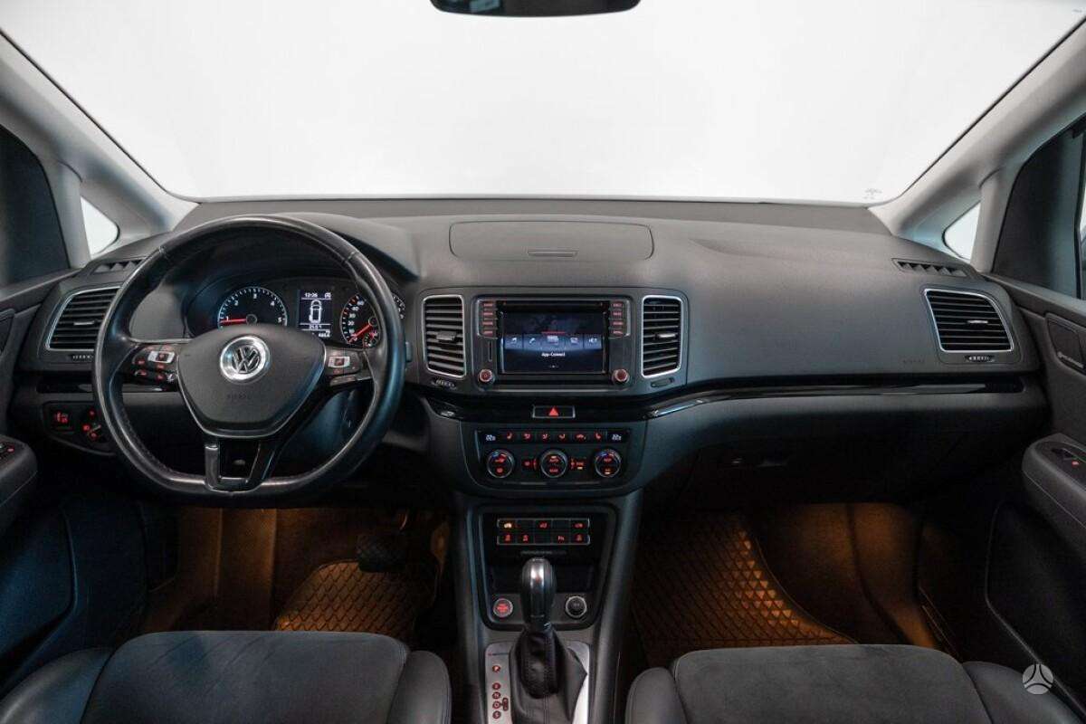 Volkswagen Sharan - 8