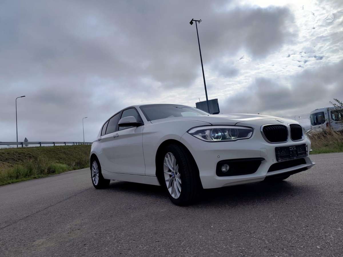BMW 120, 2.0 l., hatchback