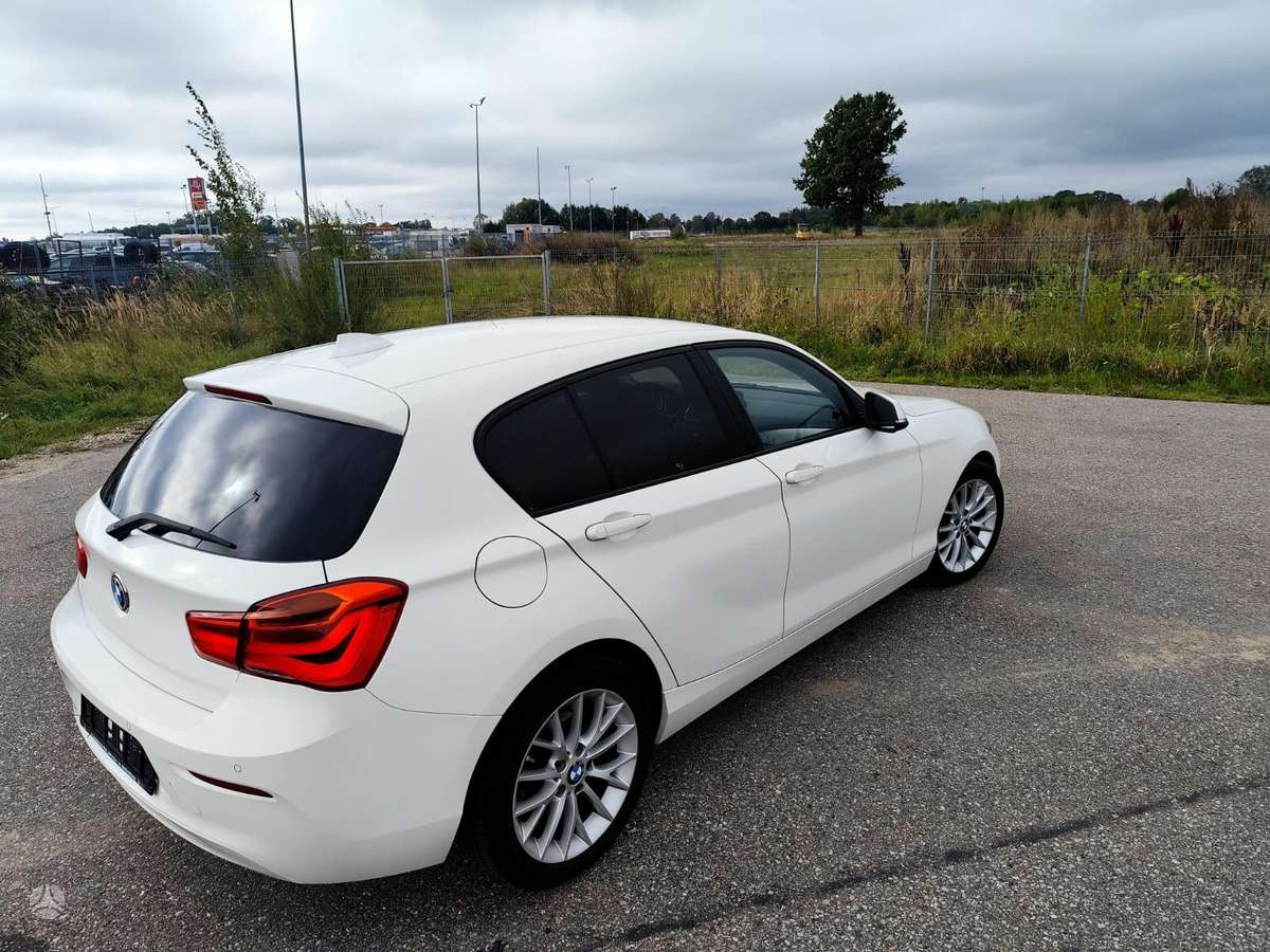 BMW 120, 2.0 l., Хэтчбек