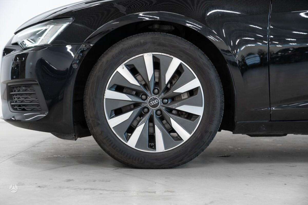 Audi A6, 2.0 l., Седан