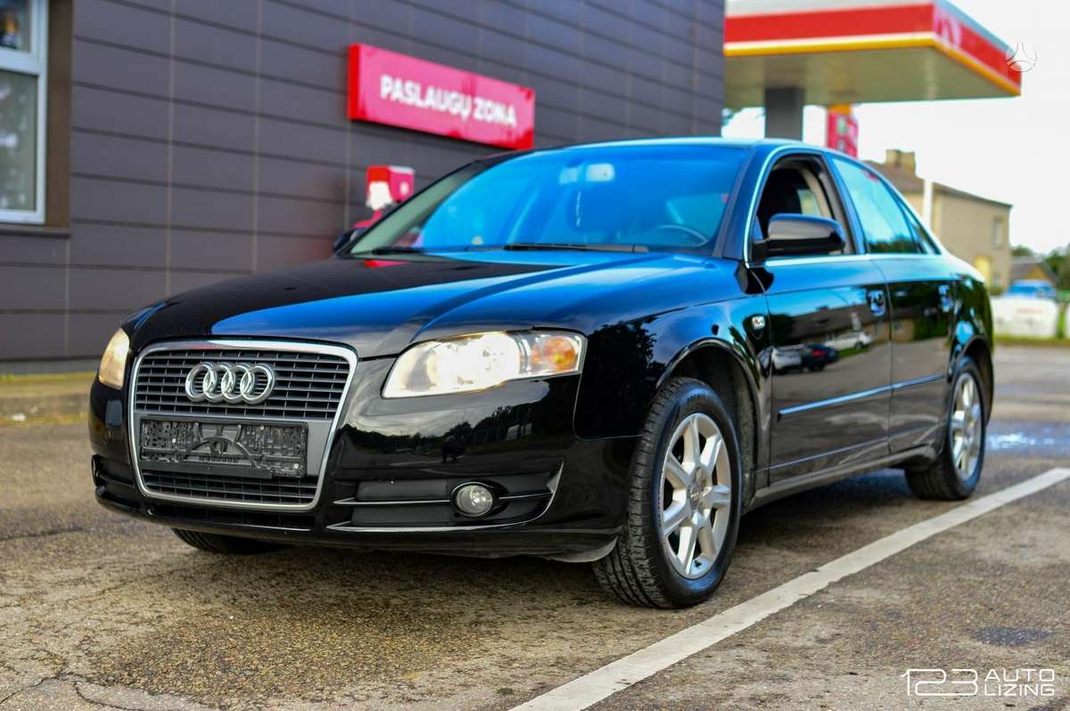 Audi A4, 2.0 l., Седан