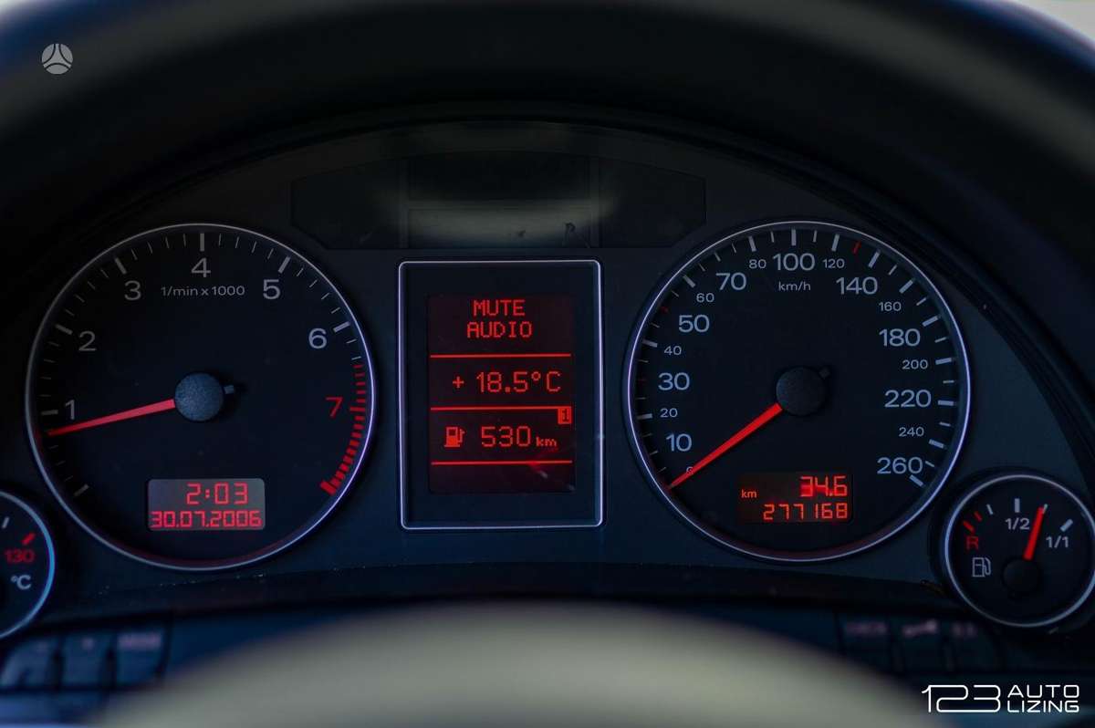 Audi A4, 2.0 l., Седан