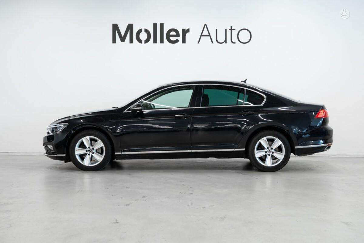 Volkswagen Passat - 2