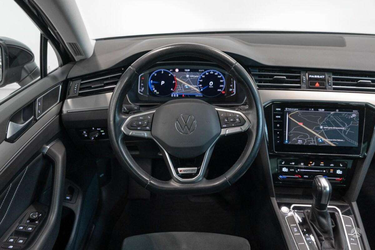 Volkswagen Passat - 9