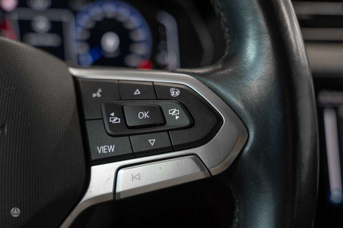 Volkswagen Passat - 10