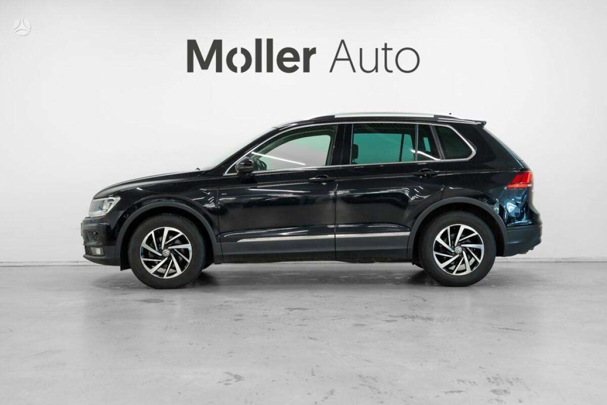 Volkswagen Tiguan - 2