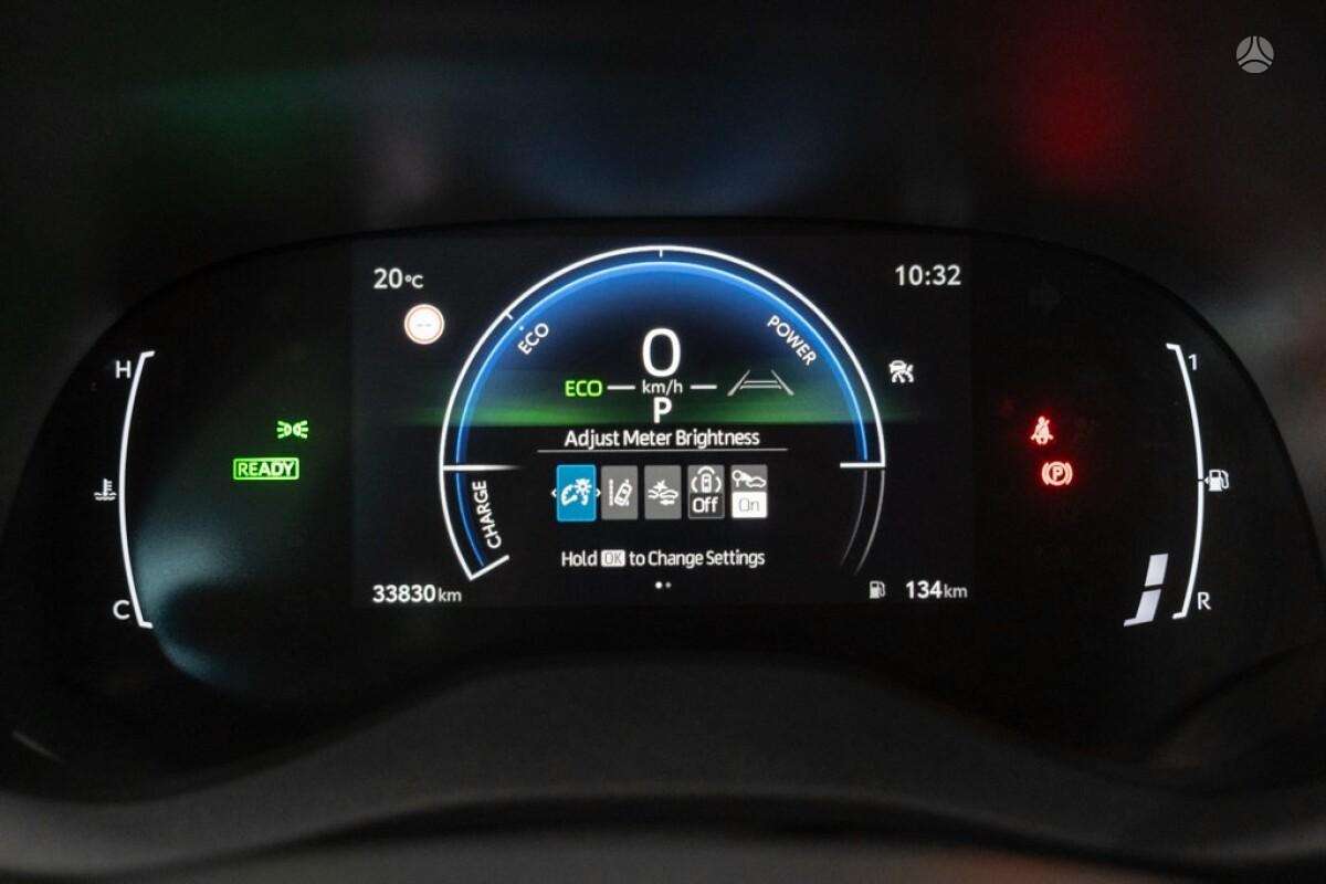 Toyota Yaris Cross - 11