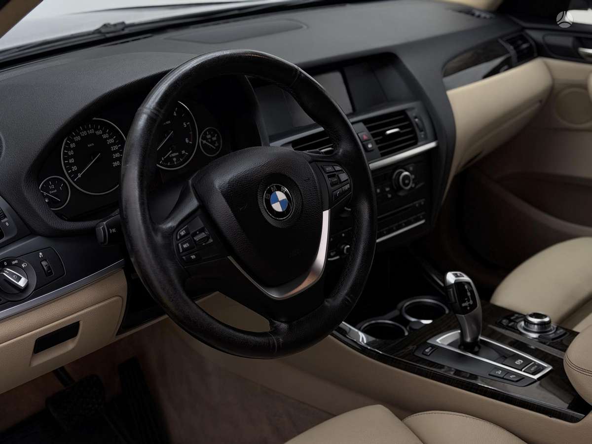 BMW X3, 2.0 l., off-road / crossover