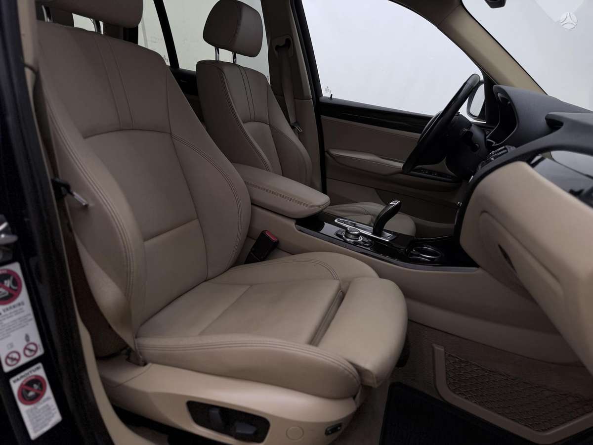 BMW X3, 2.0 l., off-road / crossover