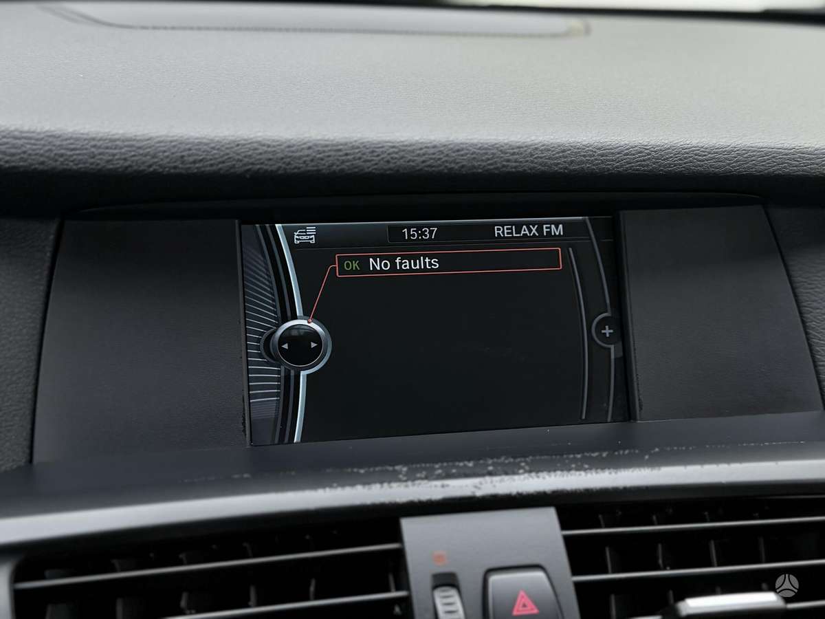 BMW X3, 2.0 l., off-road / crossover