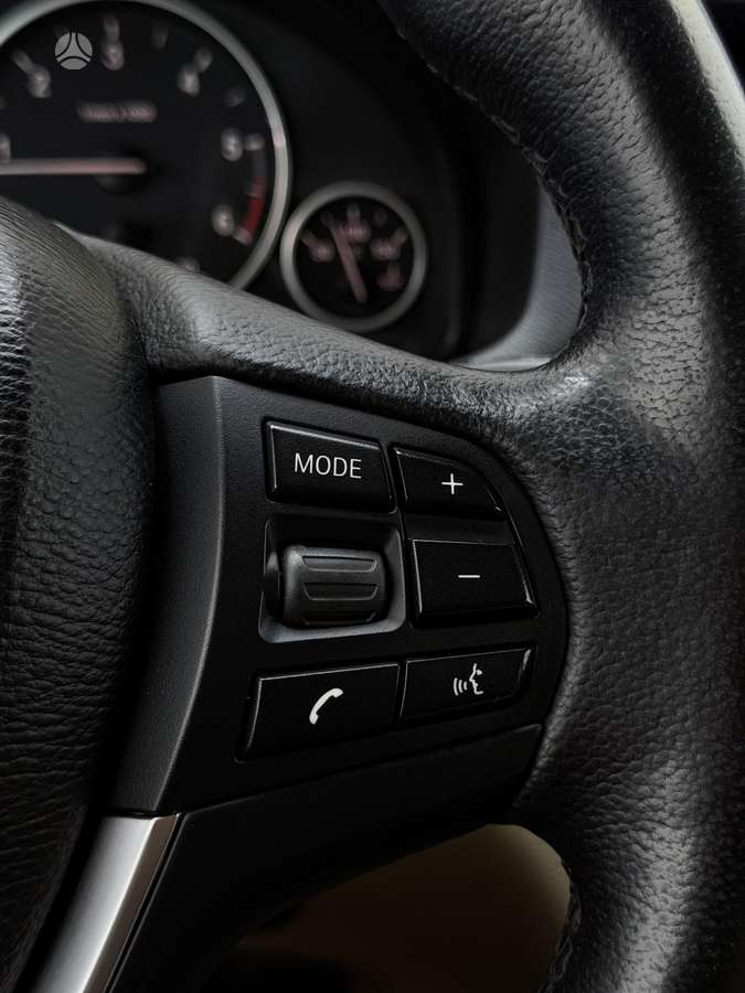 BMW X3, 2.0 l., off-road / crossover