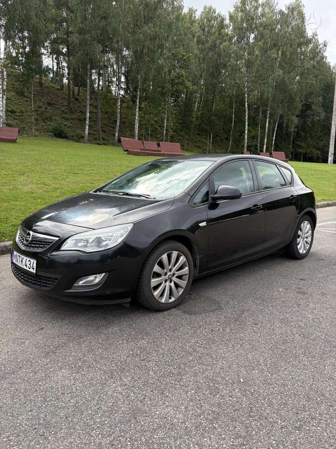Opel Astra, 1.6 l., hatchback