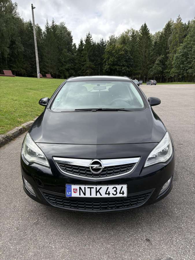 Opel Astra, 1.6 l., hatchback