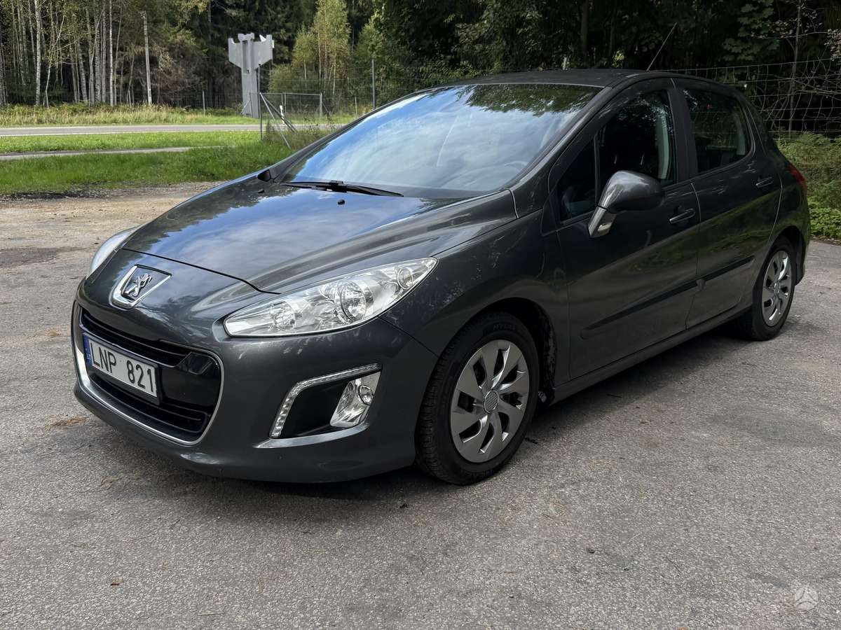 Peugeot 308 - 1