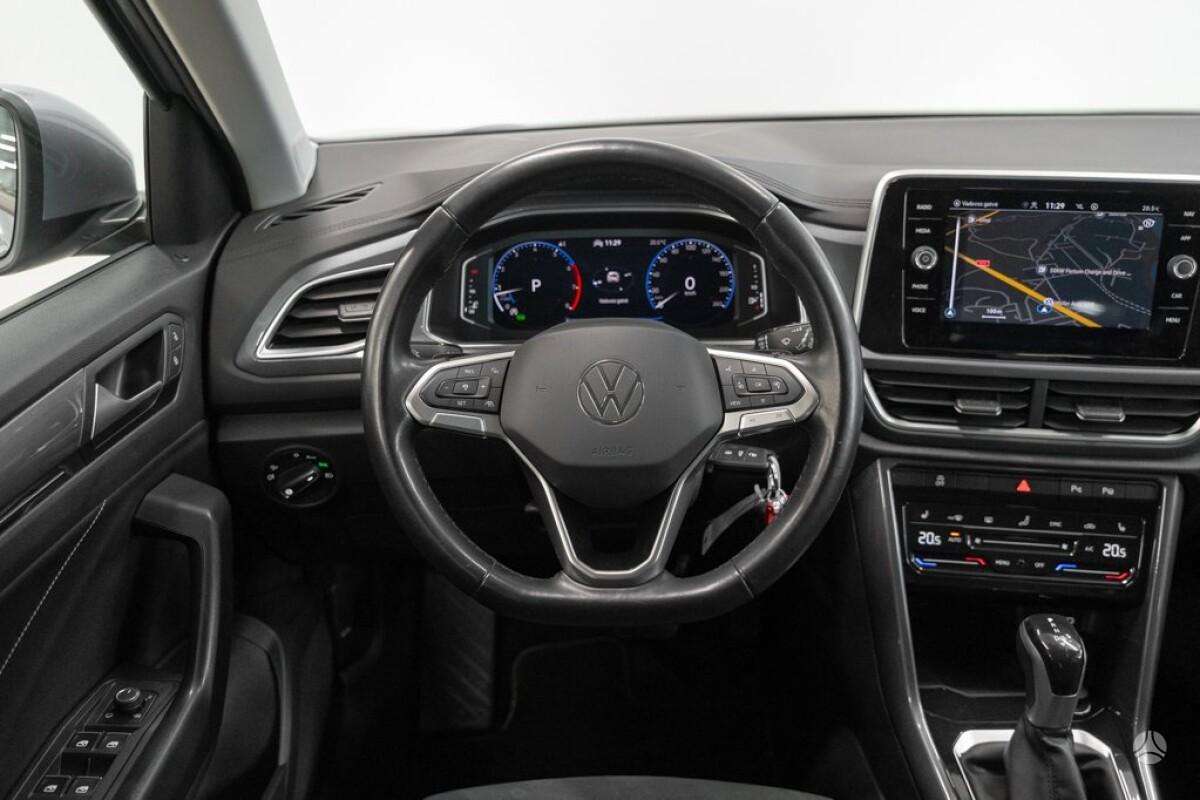 Volkswagen T-Roc - 9