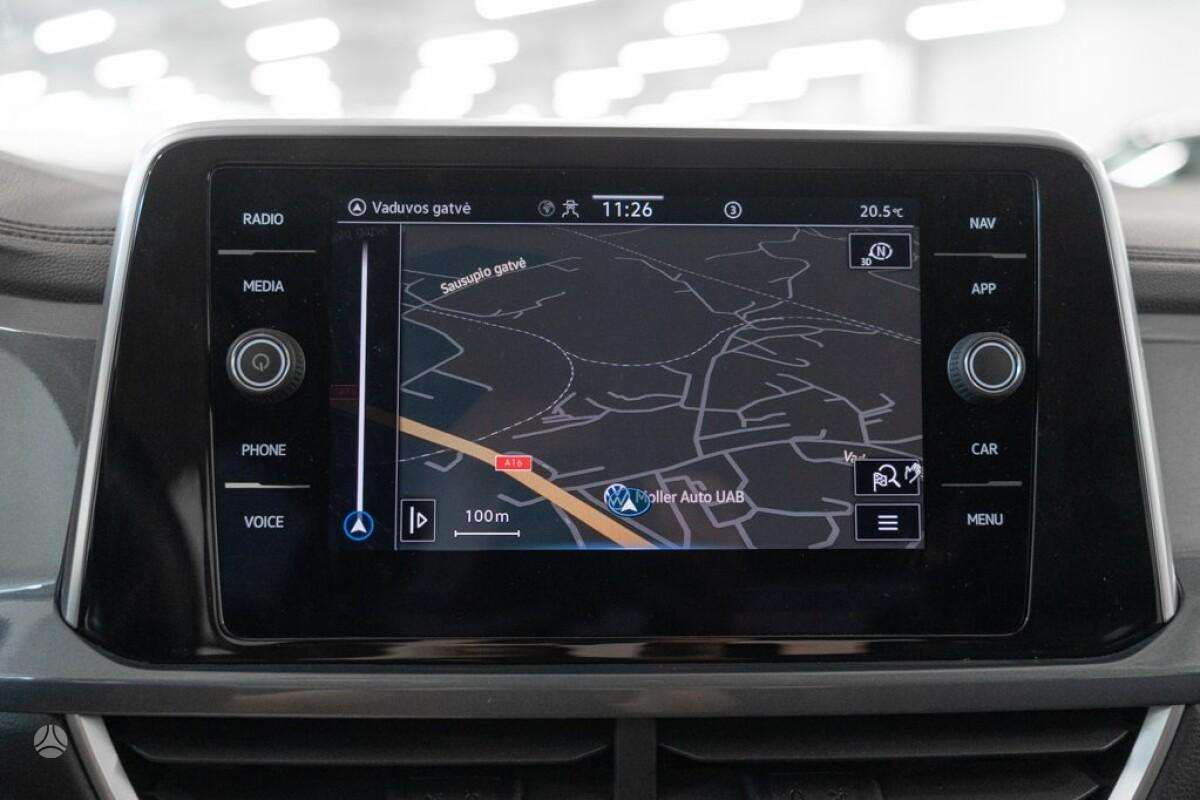 Volkswagen T-Roc - 12