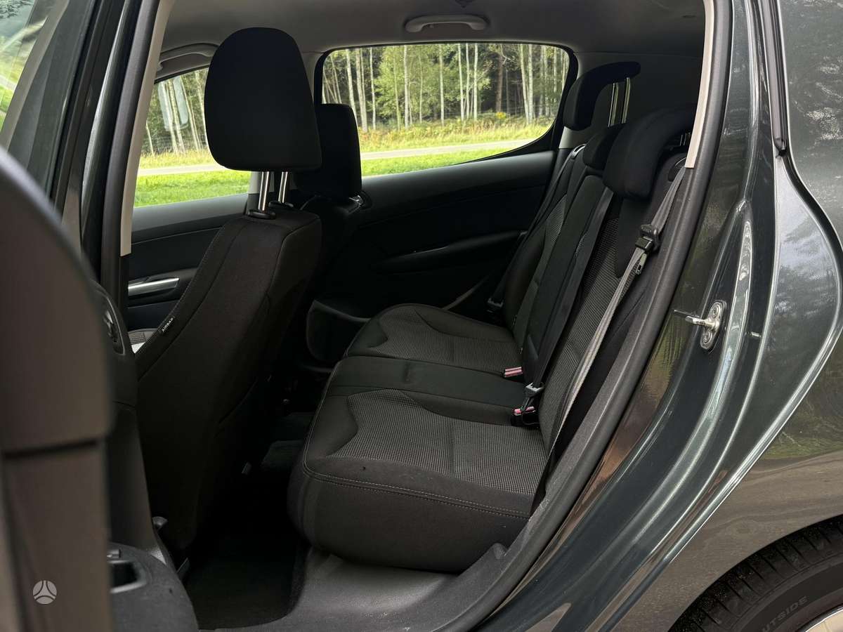 Peugeot 308 - 9