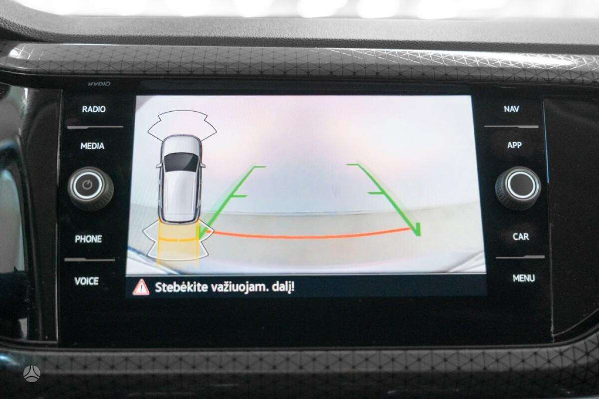 Volkswagen T-Cross - 11