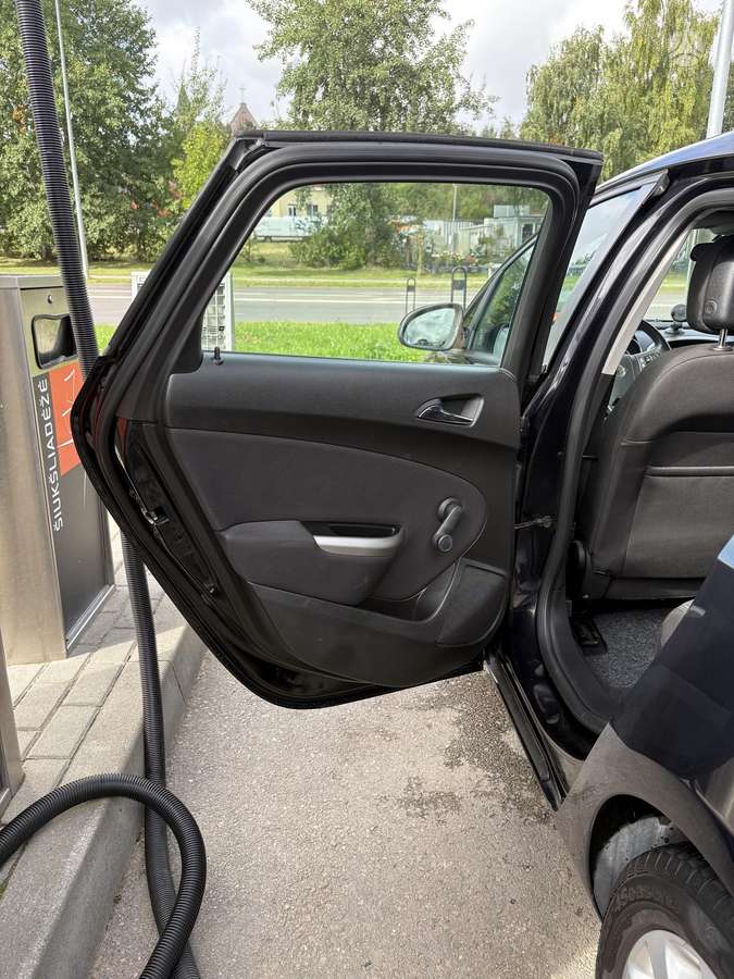 Opel Astra, 1.6 l., hatchback
