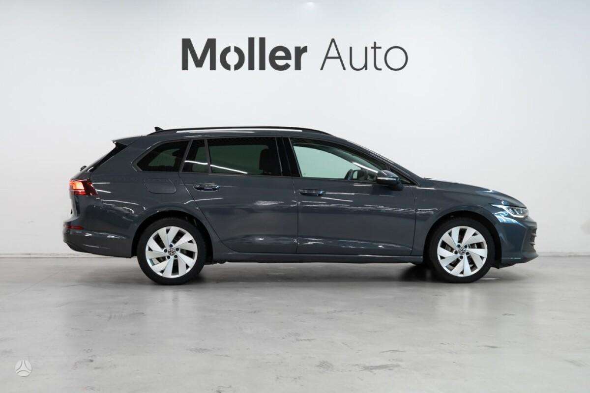 Volkswagen Golf - 4