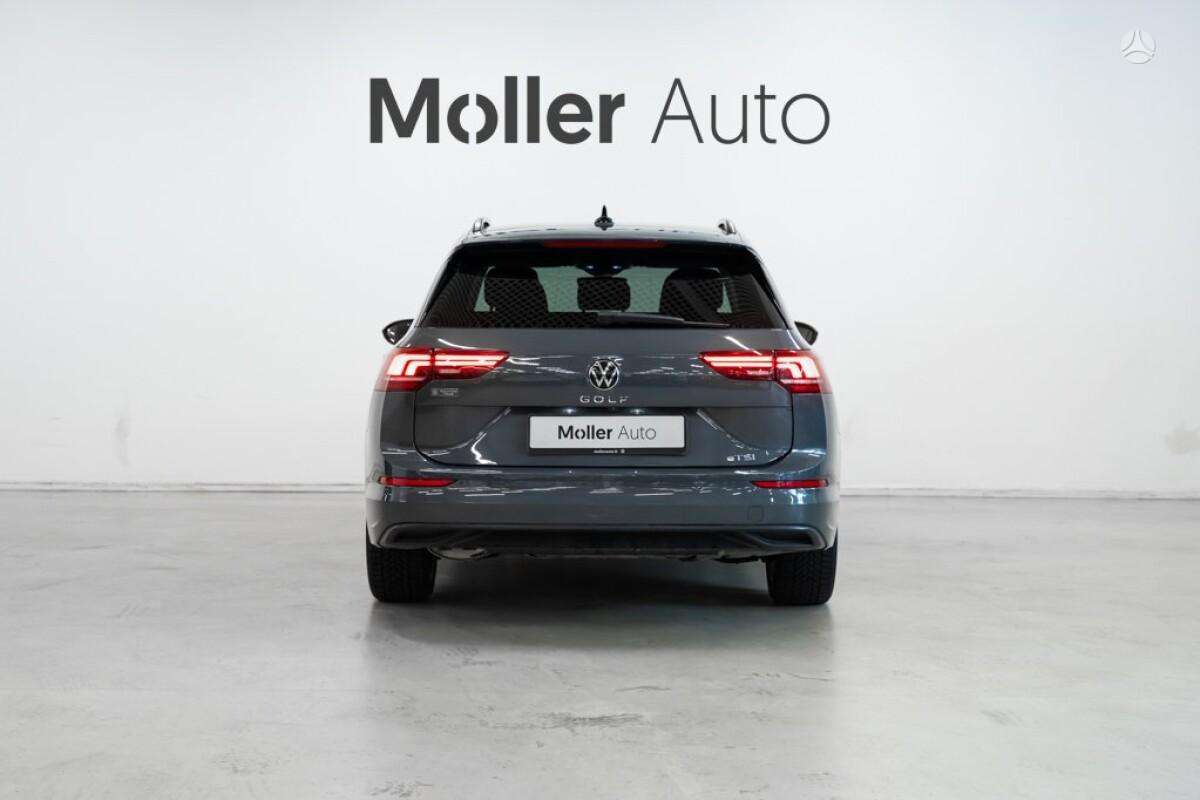 Volkswagen Golf - 6