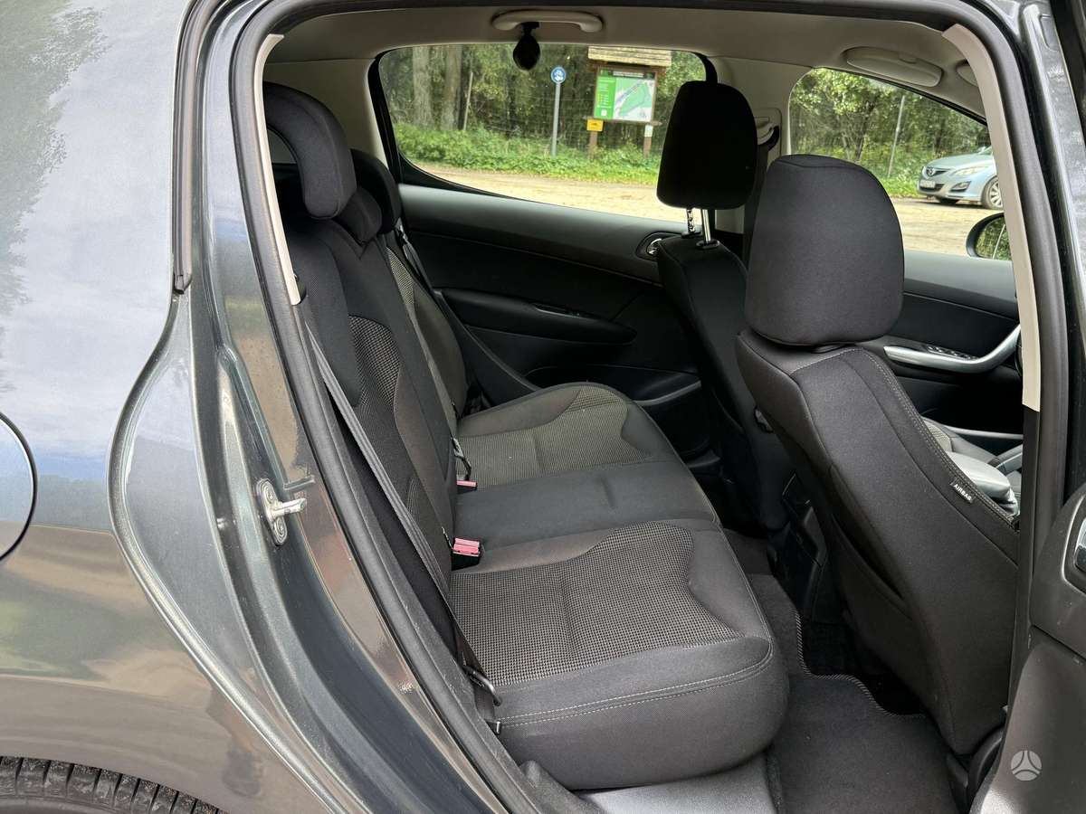 Peugeot 308 - 10