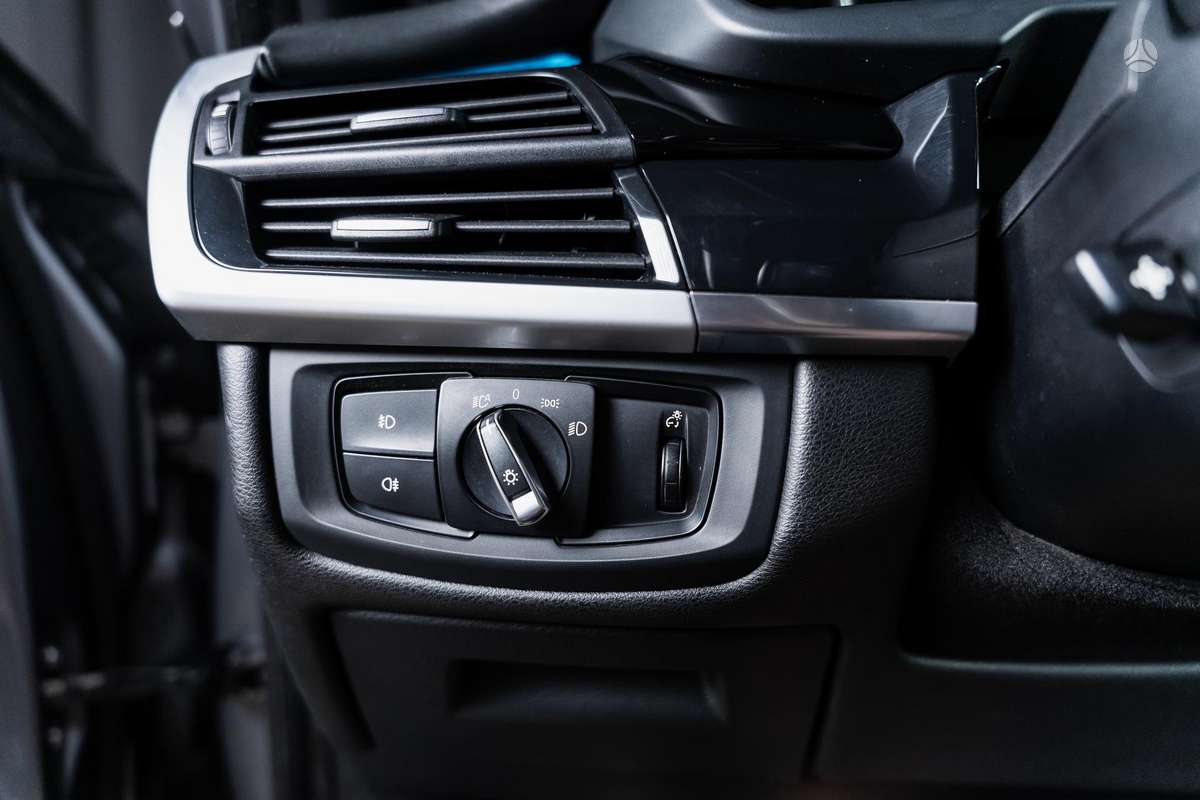 BMW X5, 3.0 l., off-road / crossover