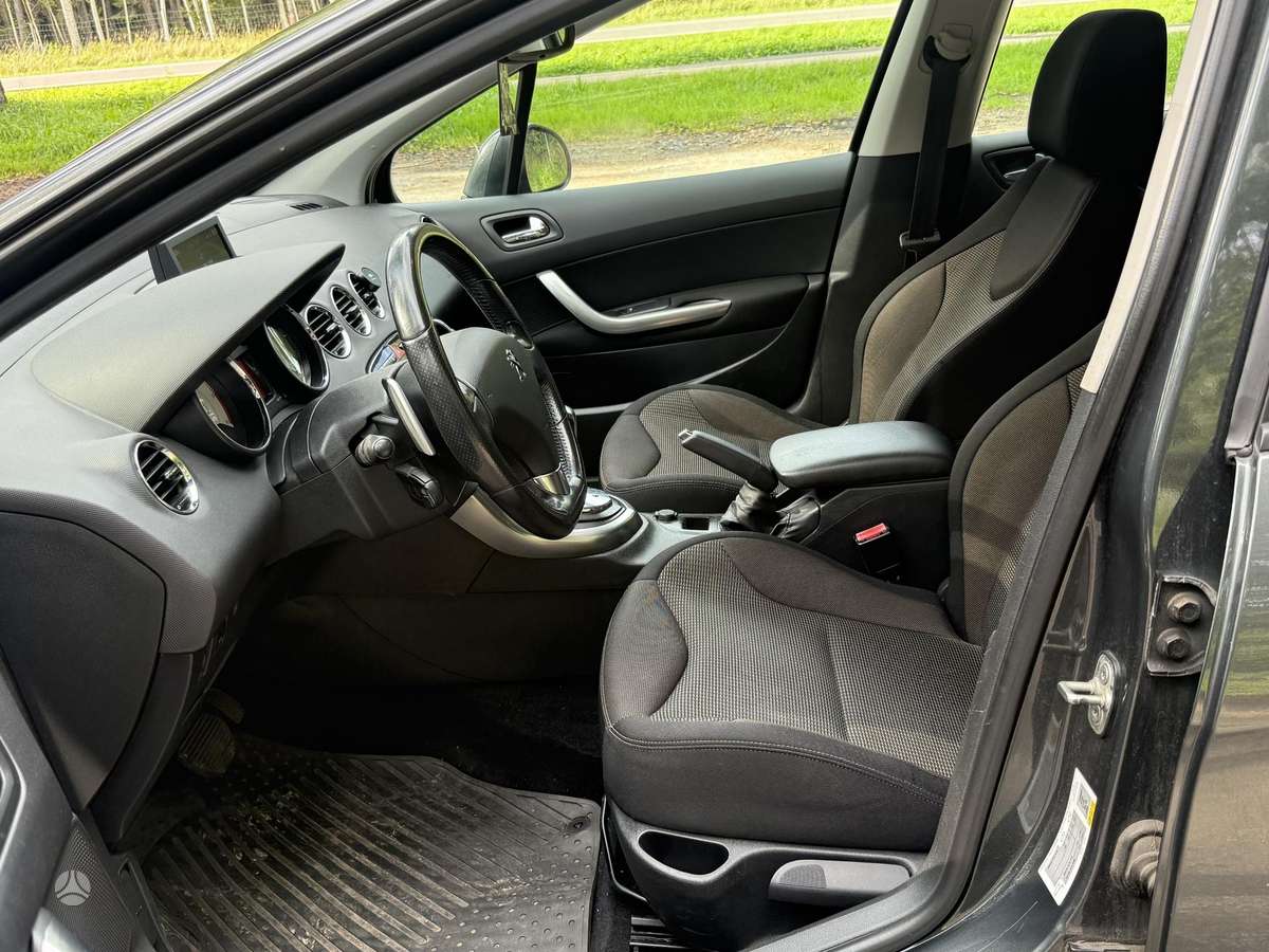 Peugeot 308 - 11
