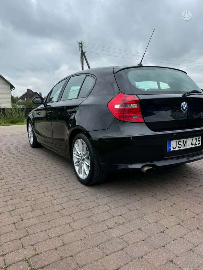 BMW 118, 2.0 l., hatchback