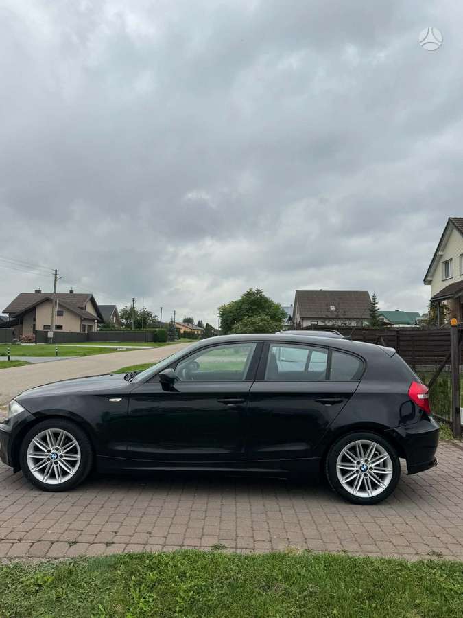 BMW 118, 2.0 l., hatchback