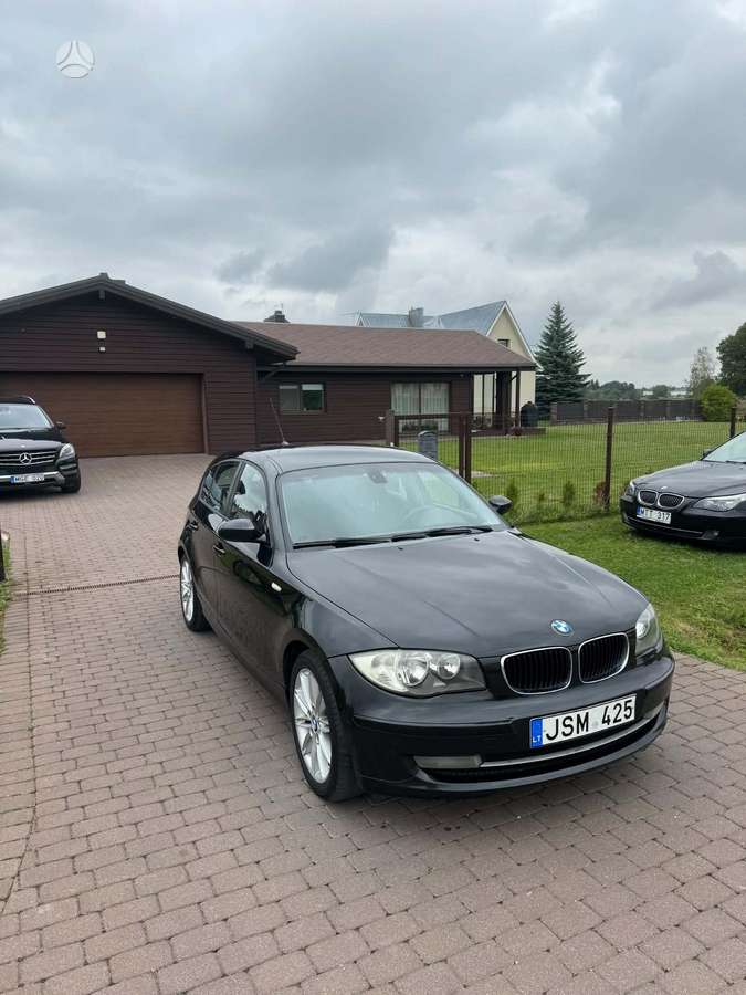 BMW 118, 2.0 l., hatchback