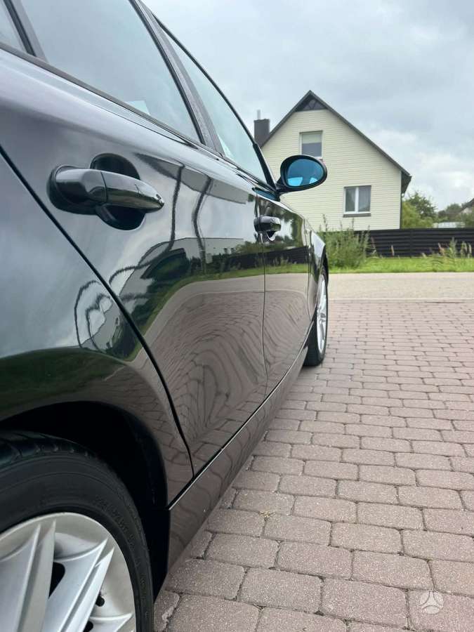 BMW 118, 2.0 l., hatchback