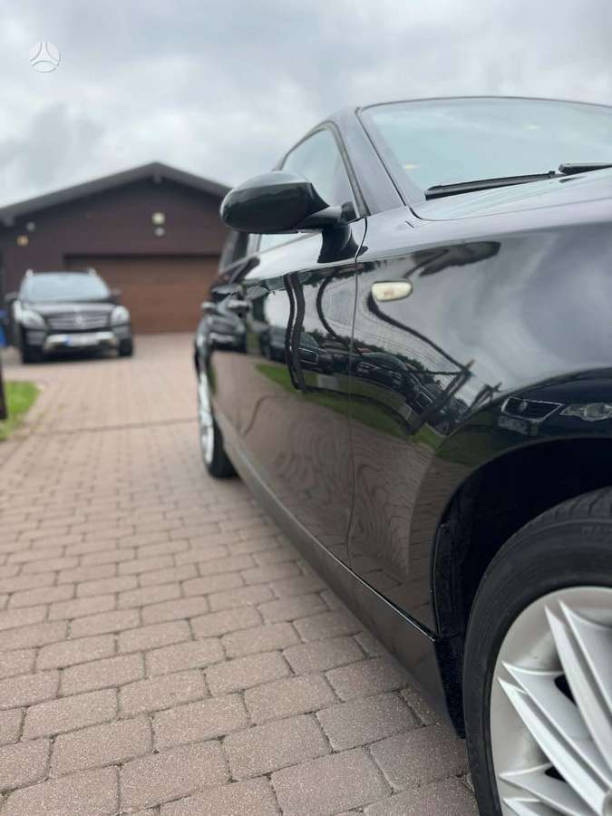BMW 118, 2.0 l., hatchback