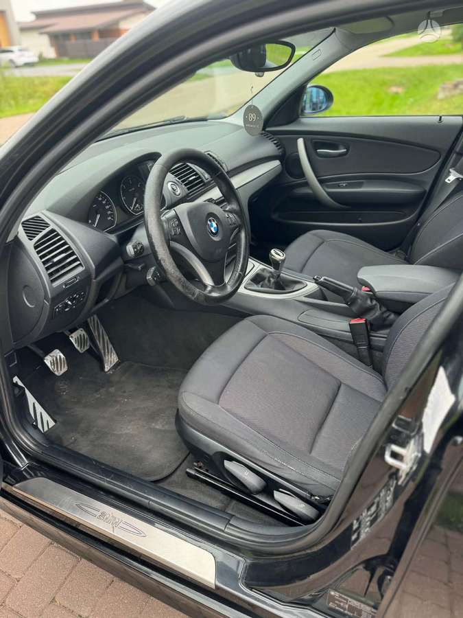 BMW 118, 2.0 l., hatchback
