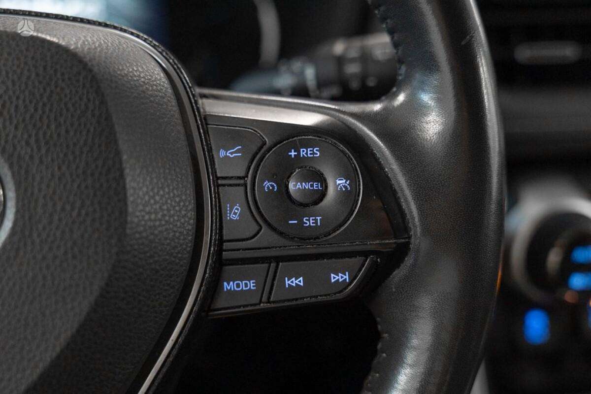 Toyota RAV4 - 10