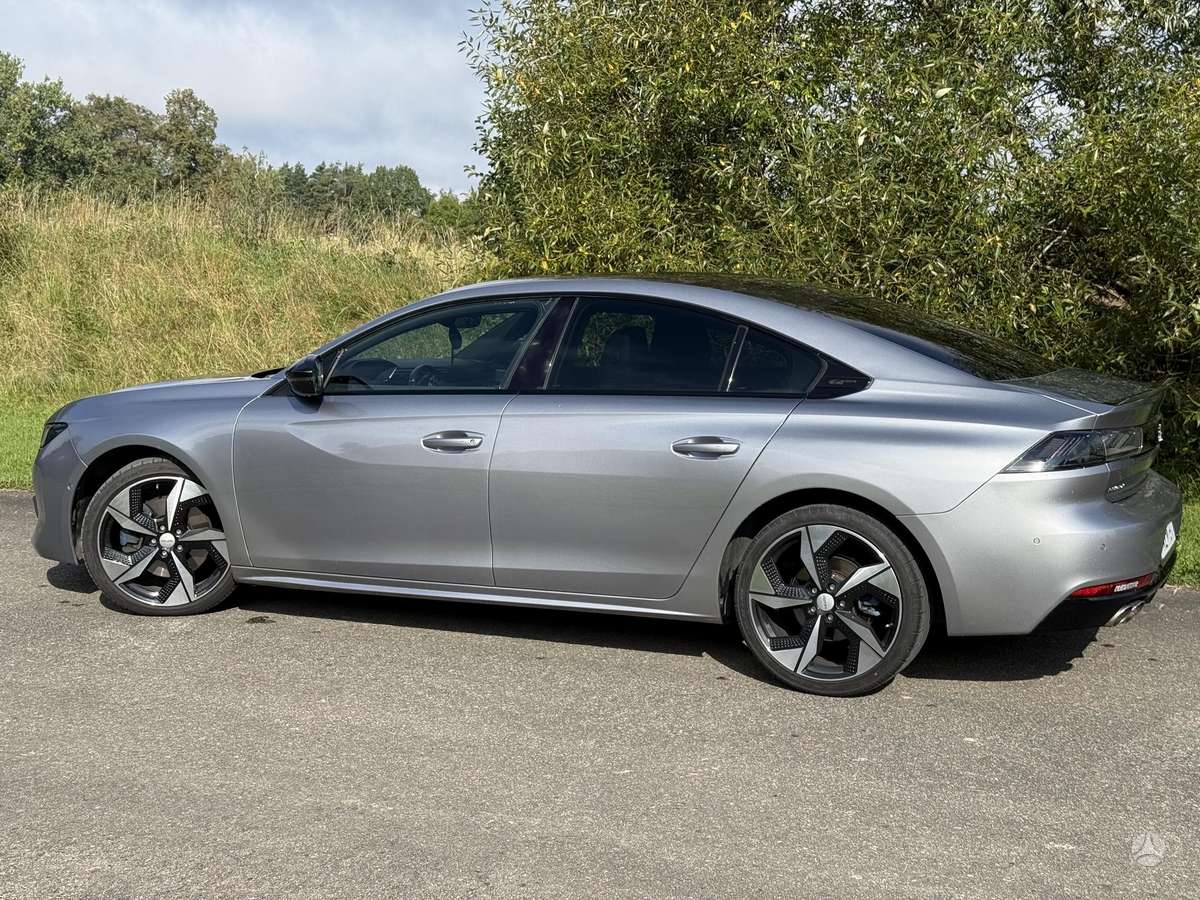 Peugeot 508, 2.0 l., hatchback
