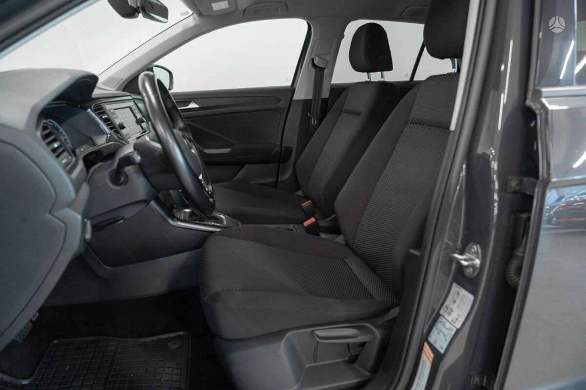 Volkswagen T-Roc - 7