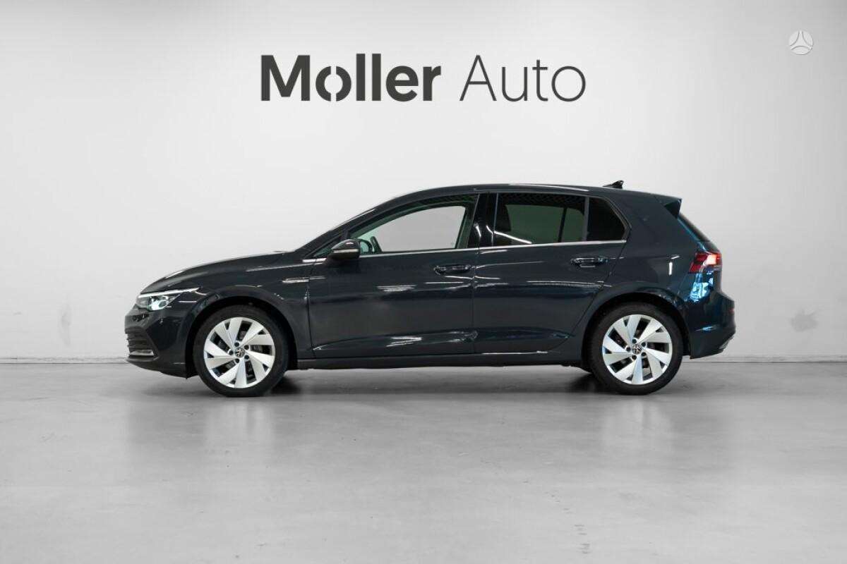 Volkswagen Golf - 2