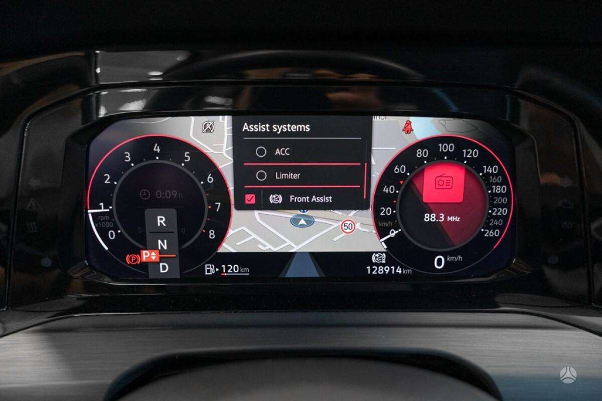 Volkswagen Golf - 12