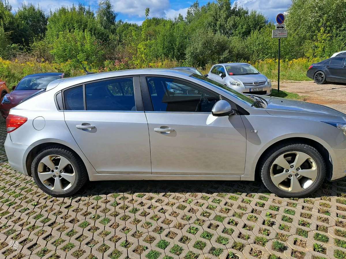 Chevrolet Cruze, 2.0 l., Седан
