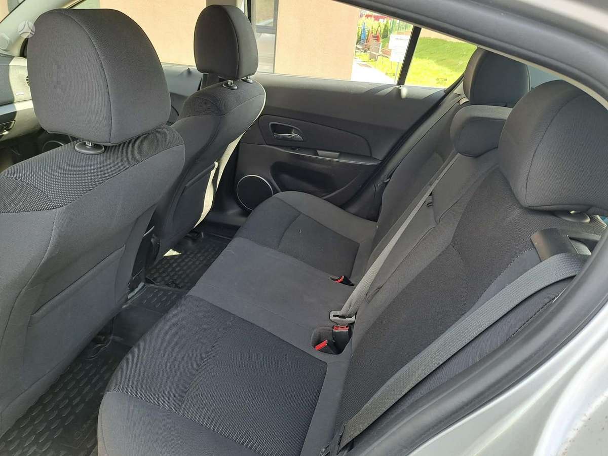 Chevrolet Cruze, 2.0 l., Седан