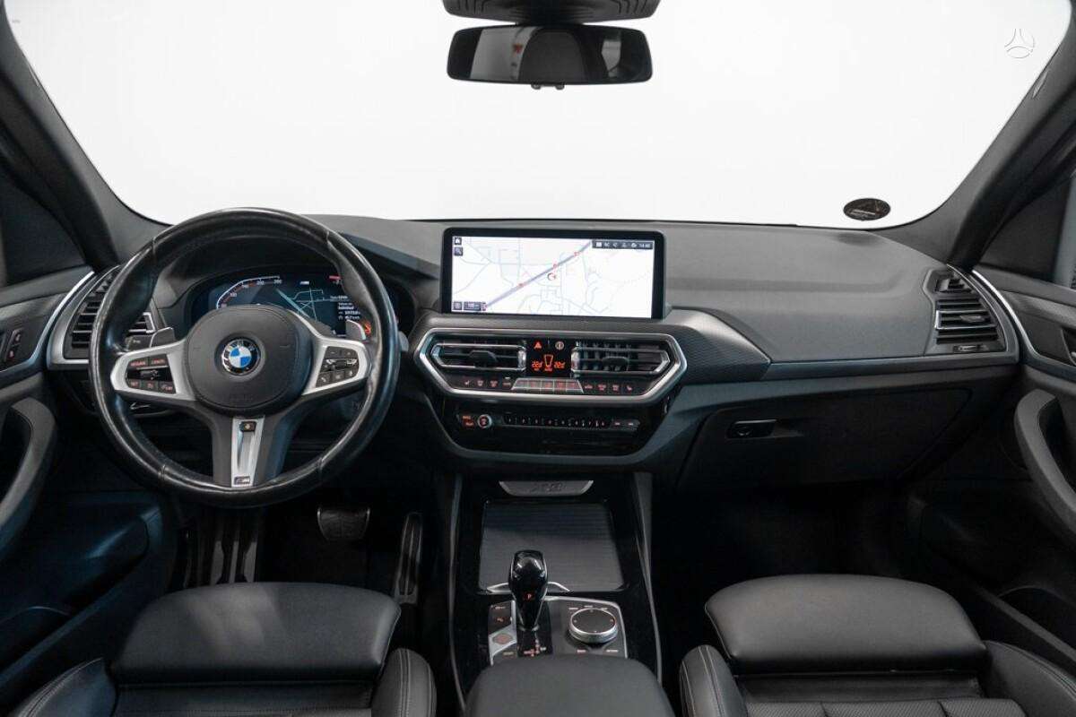 BMW X3, 2.0 l., off-road / crossover