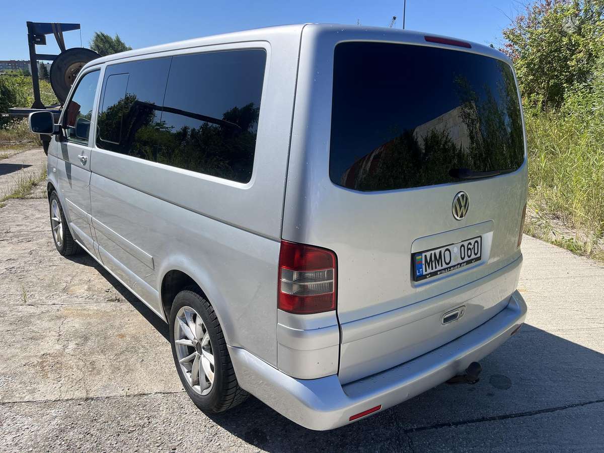 Volkswagen Multivan, 2.5 l., Минивэн