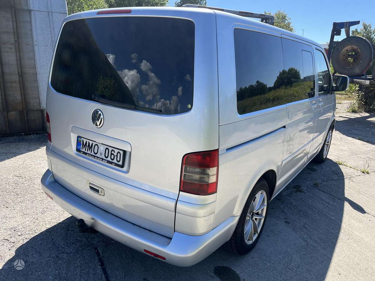 Volkswagen Multivan, 2.5 l., Минивэн