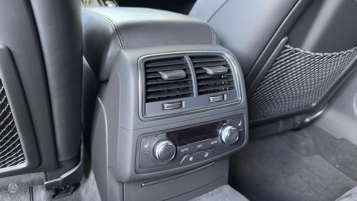 Audi A6, 3.0 l., universalas