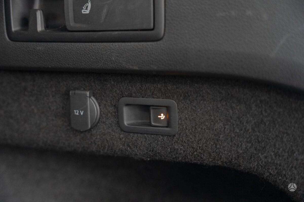 Volkswagen Passat, 2.0 l., Универсал