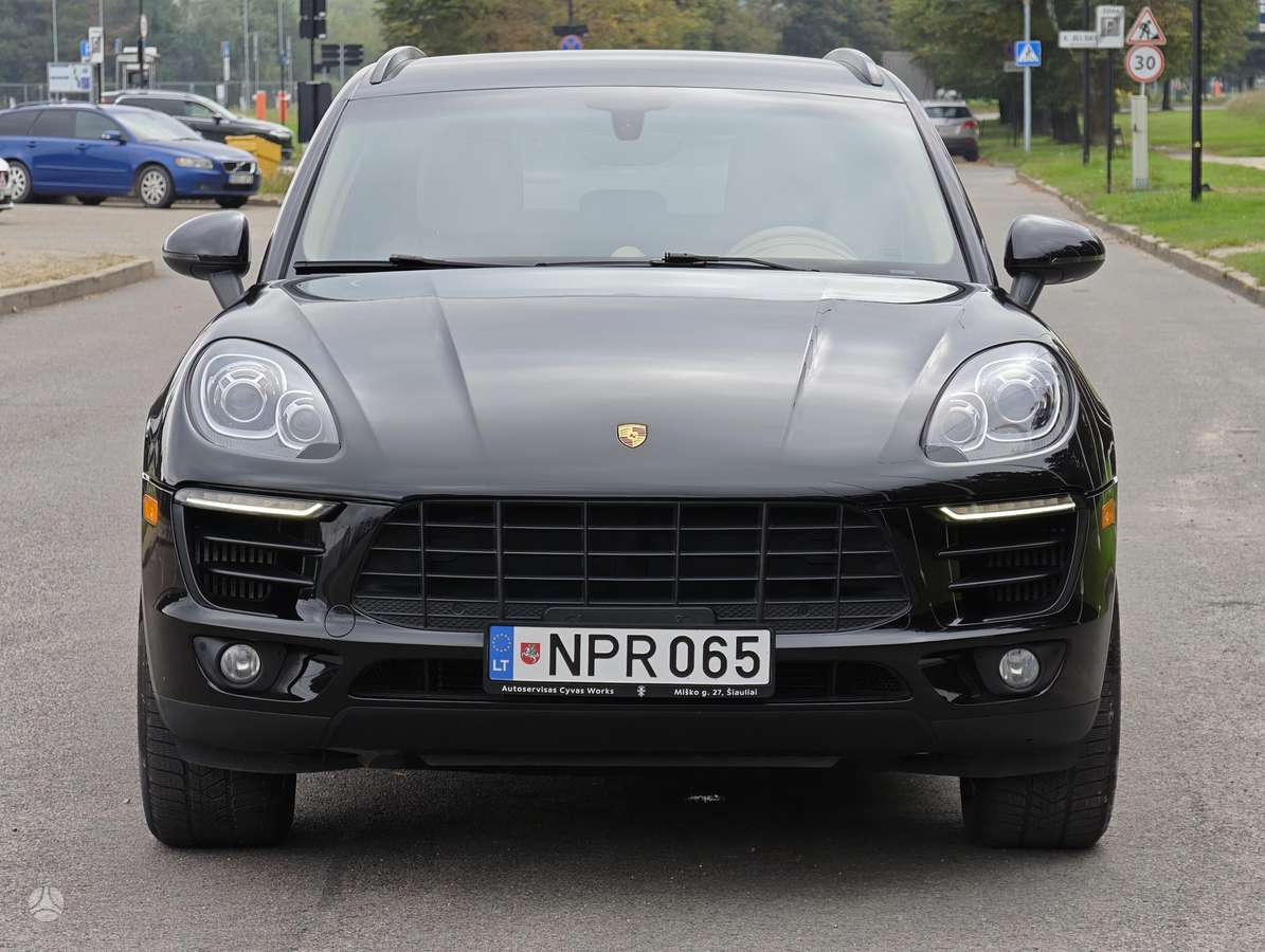 Porsche Macan - 2