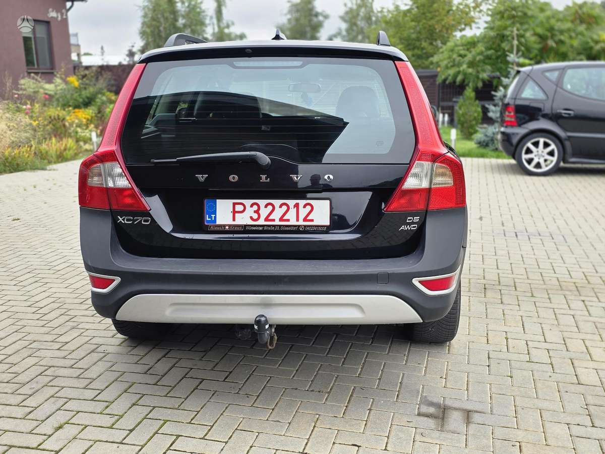 Volvo XC70, 2.4 l., wagon
