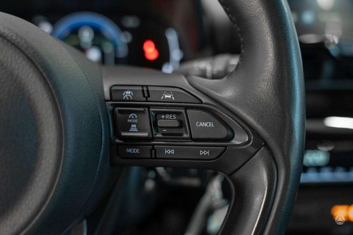 Toyota Yaris Cross - 10